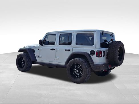 Used 2021 Jeep Wrangler Unlimited Rubicon image 16
