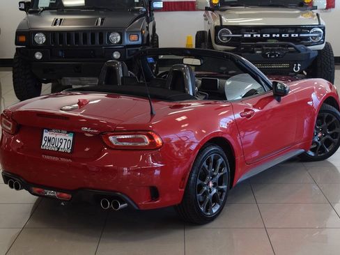 Used 2020 FIAT 124 Spider Abarth w/ Convenience Group RWD image 37