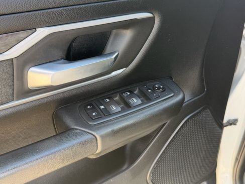 Used 2019 RAM 1500 Limited AWD/4WD image 23