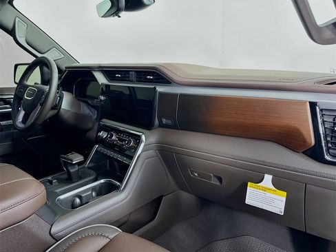 Used 2026 GMC Sierra 1500 Denali w/ Denali Reserve Package image 28