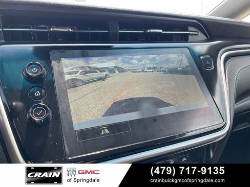Used 2023 Chevrolet Bolt LT FWD image 18