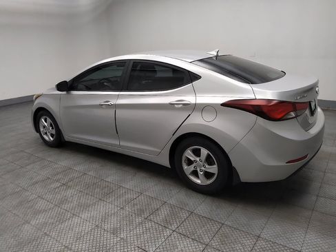 Used 2015 Hyundai Elantra SE FWD image 3