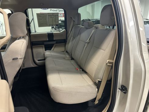 Used 2017 Ford F150 XLT image 5