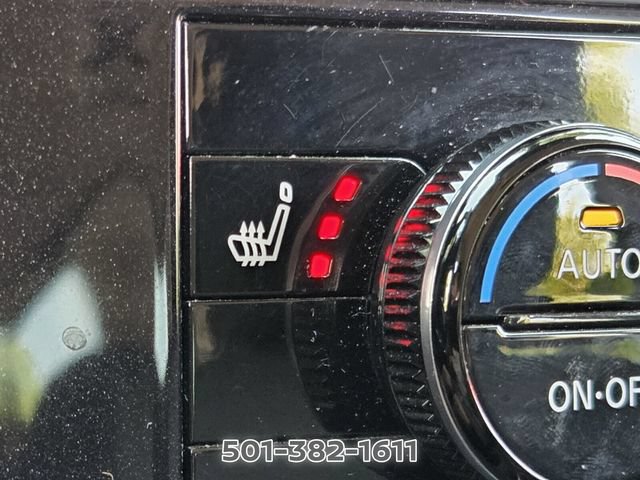 Used 2024 Nissan Pathfinder SV FWD image 25