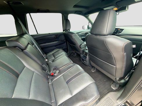Certified 2023 Honda Passport TrailSport image 30