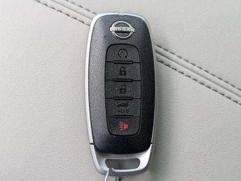 New 2026 Nissan Pathfinder SL FWD image 36