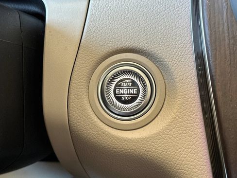 Certified 2022 Mercedes-Benz GLC 300 4MATIC image 30