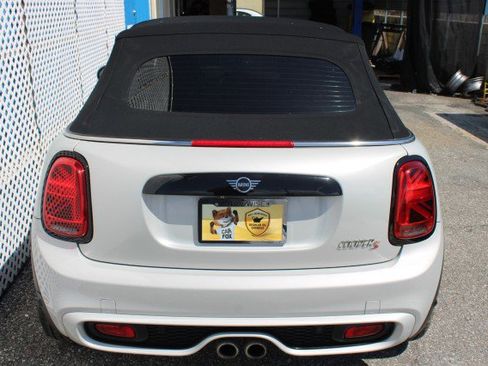 Used 2019 MINI Cooper S w/ Premium Package FWD image 11