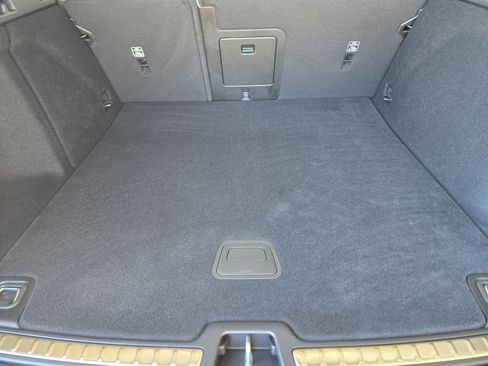 New 2026 Volvo V60 B5 Cross Country Plus w/ Climate Package image 34