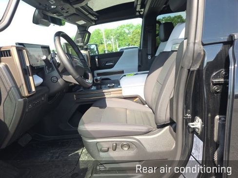 Used 2025 GMC Hummer EV 3X AWD/4WD image 9
