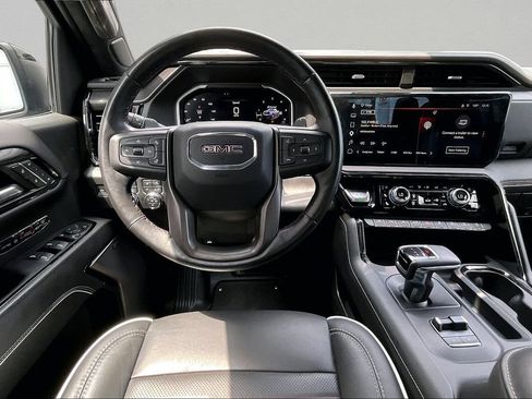 Used 2023 GMC Sierra 1500 AT4X AWD/4WD image 9