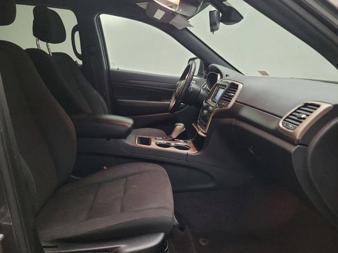Used 2016 Jeep Grand Cherokee Laredo w/ Quick Order Package 23E RWD image 21