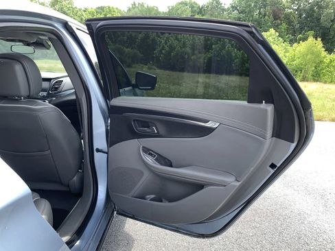 Used 2014 Chevrolet Impala LTZ FWD image 26