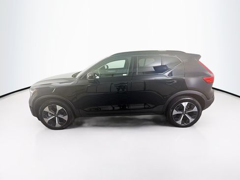 Used 2026 Volvo XC40 B5 Plus AWD/4WD image 4