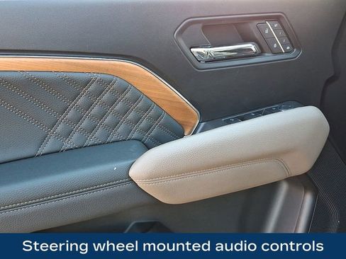 Used 2024 GMC Canyon Denali w/ LPO, Denali Black Edition image 17