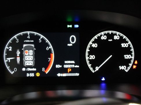 Used 2025 Honda Pilot Touring image 15