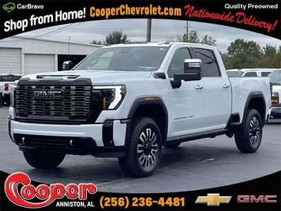 New 2026 GMC Sierra 3500 Denali Ultimate w/ LPO, Black Badging Package