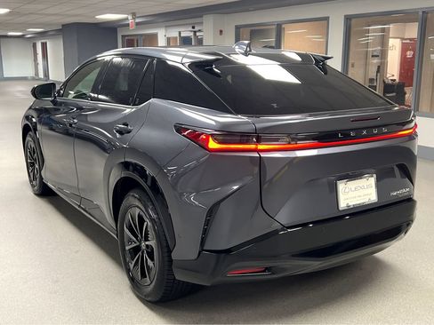 Used 2026 Lexus RZ 450e AWD w/ Technology Package image 5
