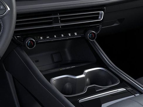 New 2025 Chevrolet Traverse LT w/ Driver Confidence Package image 23