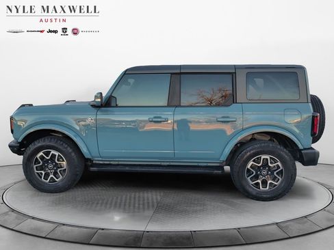 Used 2022 Ford Bronco Outer Banks image 13