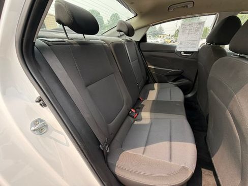 Used 2021 Hyundai Accent SE FWD image 22