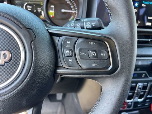 Certified 2025 Jeep Wrangler Unlimited Sport S 4xe AWD/4WD image 18