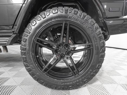 Used 2018 Mercedes-Benz G 550 image 32