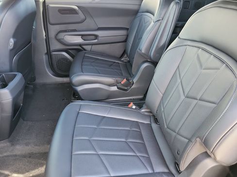 New 2027 Kia Telluride EX X-Line w/ Towing Package AWD/4WD image 11