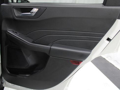 Used 2023 Ford Escape ST-Line w/ Tech Pack #1 FWD image 21