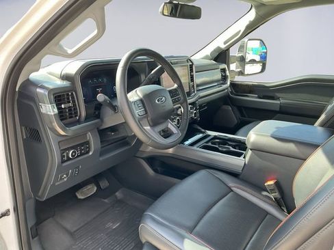 Certified 2025 Ford F350 Lariat w/ FX4 Off-Road Package AWD/4WD image 9