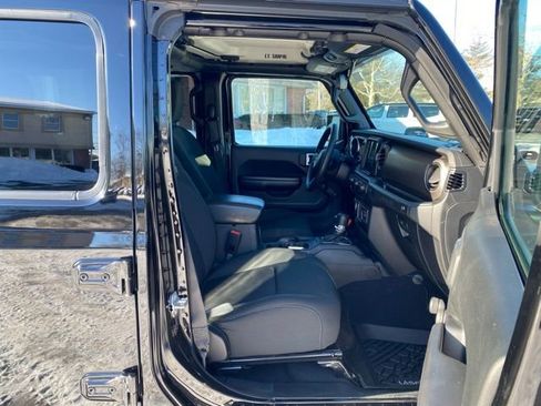 Certified 2021 Jeep Wrangler Unlimited Sport image 32