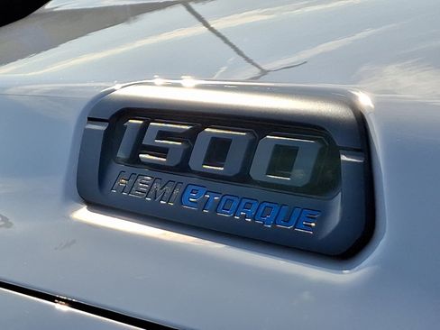 New 2024 RAM 1500 Big Horn image 21