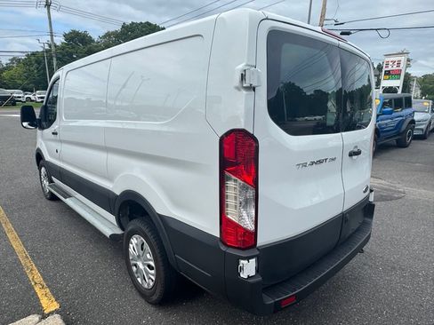 Certified 2025 Ford Transit 250 Low Roof w/ Exterior Upgrade Package RWD image 4