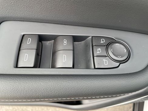 Used 2025 Buick Enclave Preferred image 14