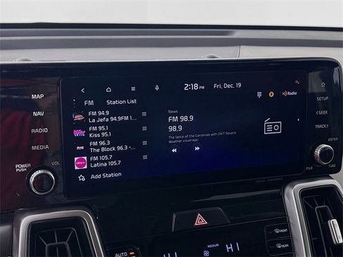 Used 2023 Kia Sorento S w/ Panoramic Sunroof Package image 16