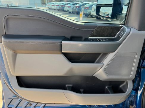 Used 2022 Ford F150 XLT w/ Equipment Group 302A High image 14