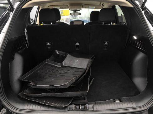 Used 2020 Ford Escape SE image 27