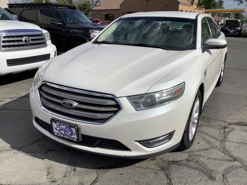 Used 2014 Ford Taurus SEL w/ Equipment Group 201A FWD image 3