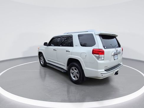 Used 2012 Toyota 4Runner SR5 w/ Convenience Pkg image 7