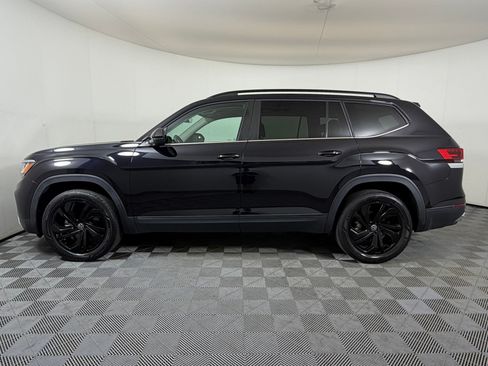 Used 2022 Volkswagen Atlas SE AWD/4WD image 2