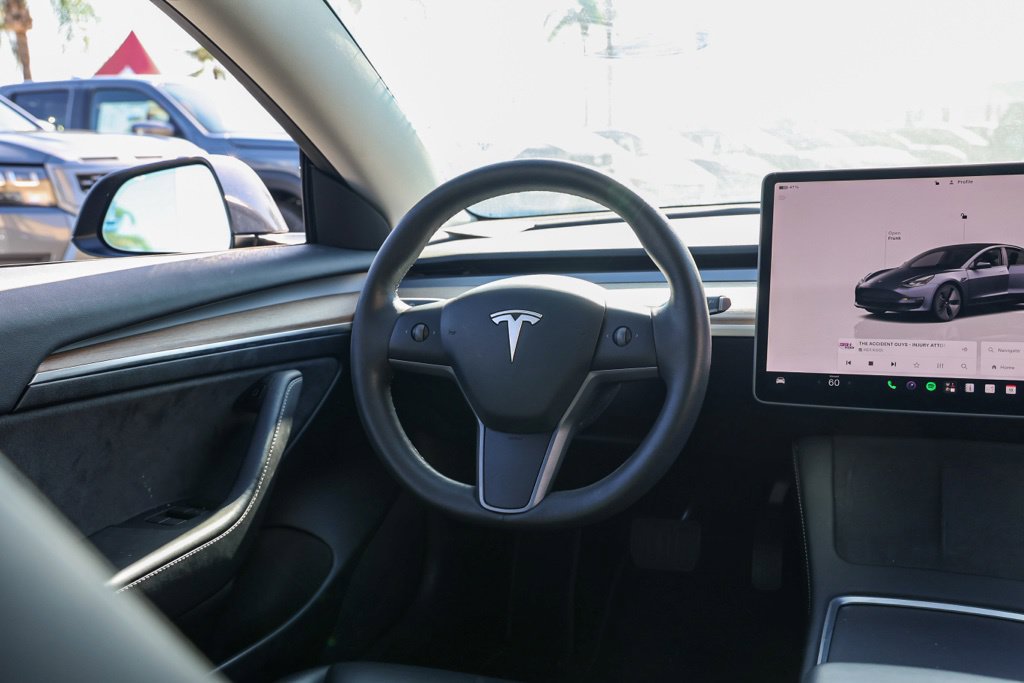 Used 2023 Tesla Model 3 Standard Range RWD image 23