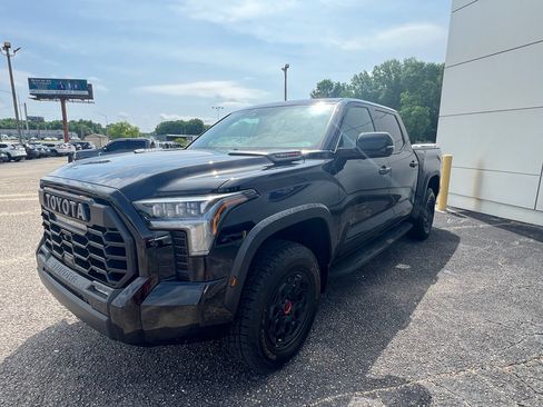 Used 2025 Toyota Tundra TRD Pro AWD/4WD image 5
