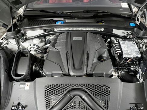 New 2026 Porsche Macan GTS image 41