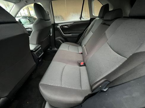 Used 2025 Toyota RAV4 XLE image 25