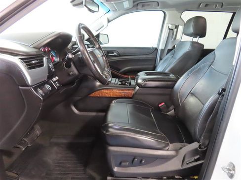 Used 2018 Chevrolet Tahoe Premier w/ RST 6.2L Performance Edition RWD image 18