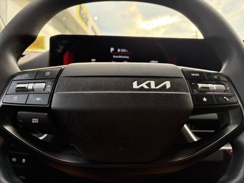Used 2026 Kia K4 FWD image 27