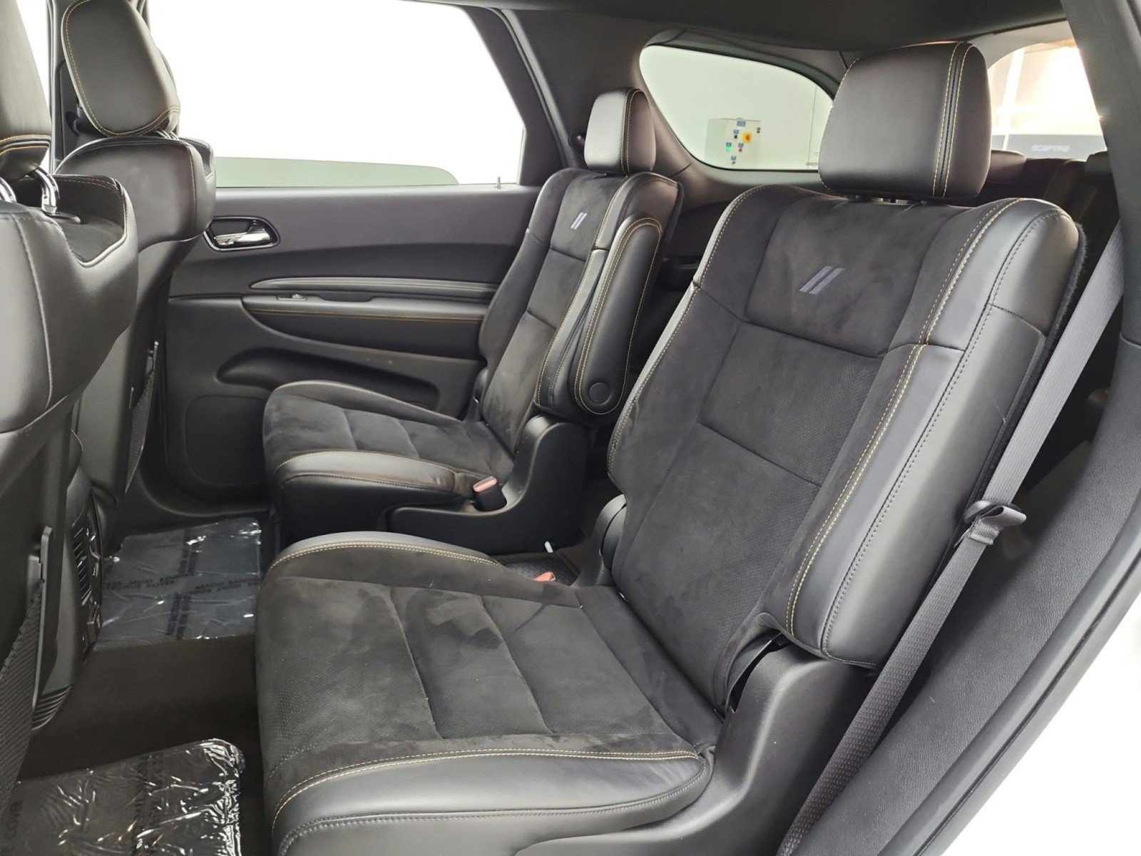Used 2022 Dodge Durango R/T w/ Quick Order Package 22F RWD image 15