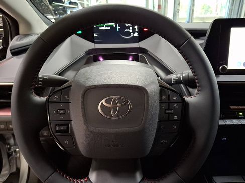 New 2026 Toyota Prius Plug-In Hybrid FWD image 14