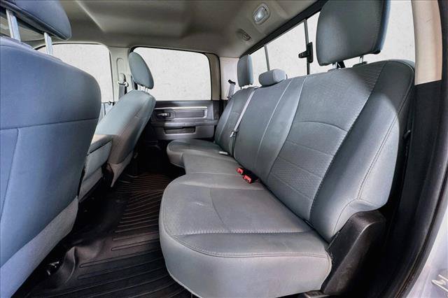 Used 2019 RAM 1500 Classic SLT AWD/4WD image 20