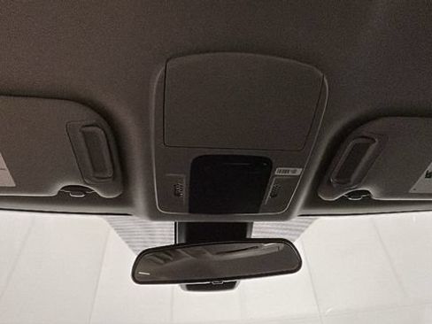 Used 2024 Toyota Camry SE FWD image 25